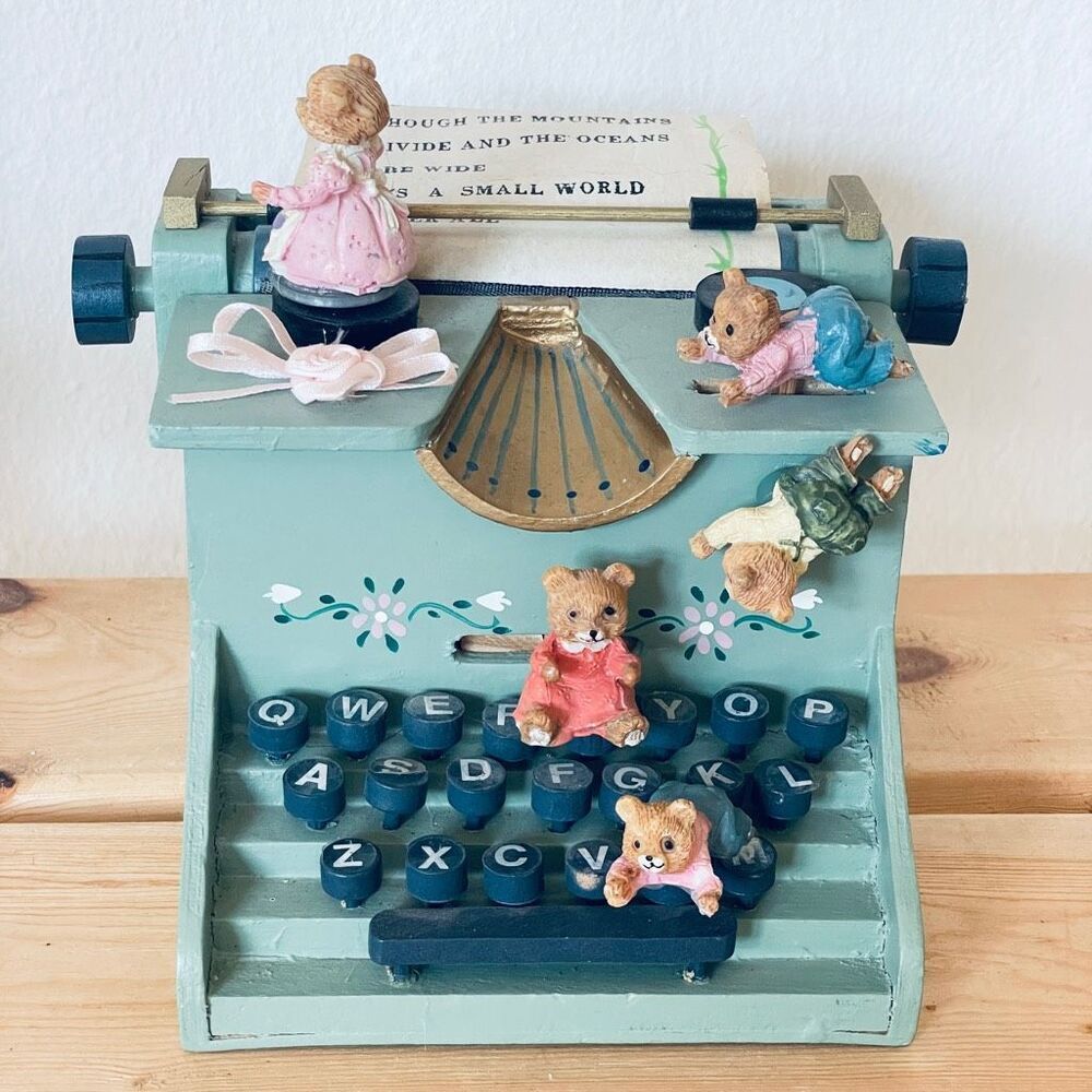 spieluhremwelt Vintage Adorable typewriter w/ moving bears sage green music box